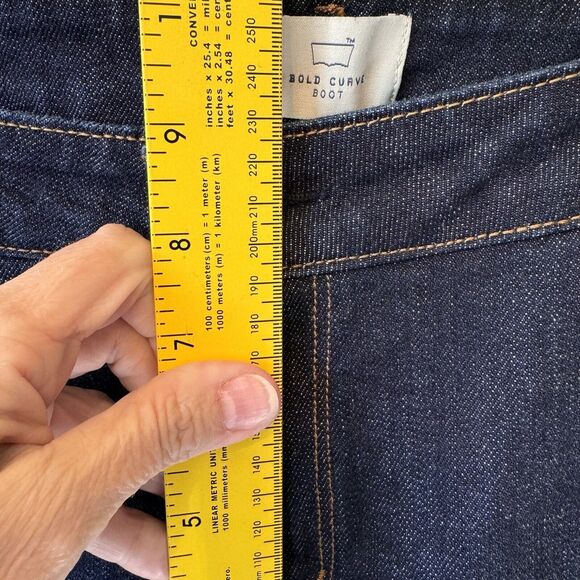 Levi's Bold Curve Jeans Size 20 Womens Mid Rise Dark Wash Blue Denim Bootcut - Picture 6 of 11